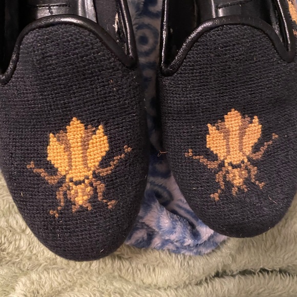 •Vaneli• Vintage Bug/ Bee Flats - Picture 2 of 5